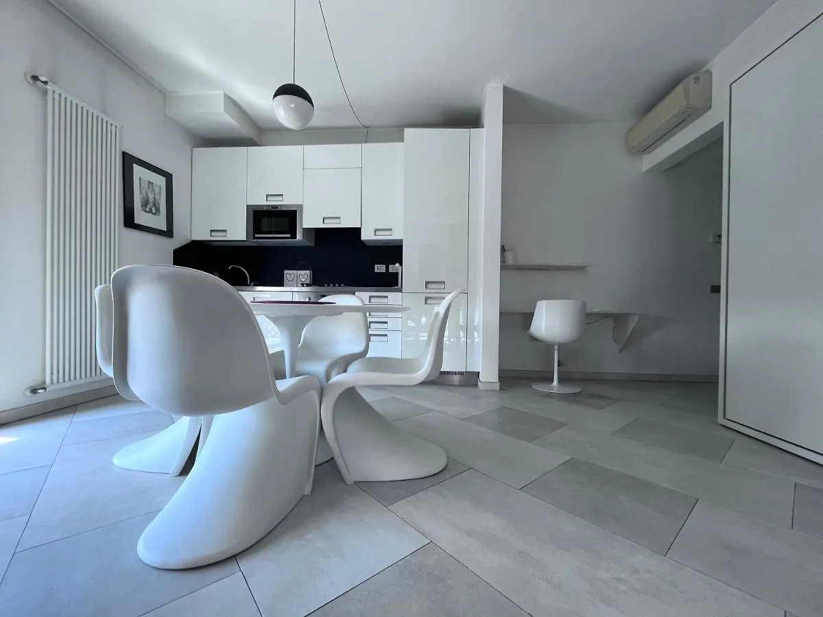 Villa Fenix Milano