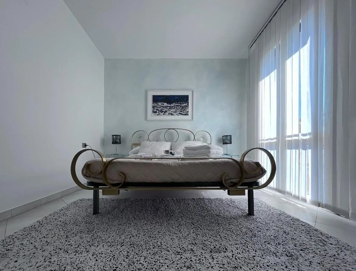 Villa Fenix Milano